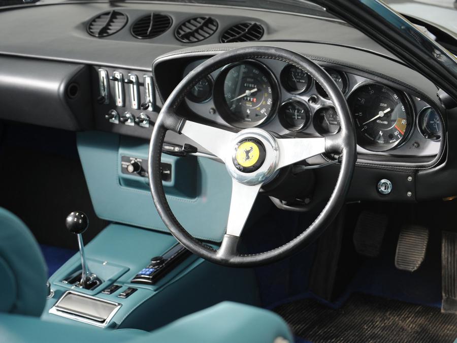  Ferrari 365 GTS/4 Daytona 1971 года  (UK) (фото 6 из 10)